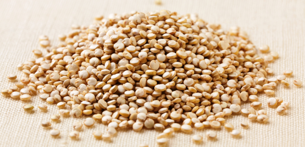 hạt quinoa cũng là loại ngũ cốc nguyên hạt rất tốt cho giảm cân