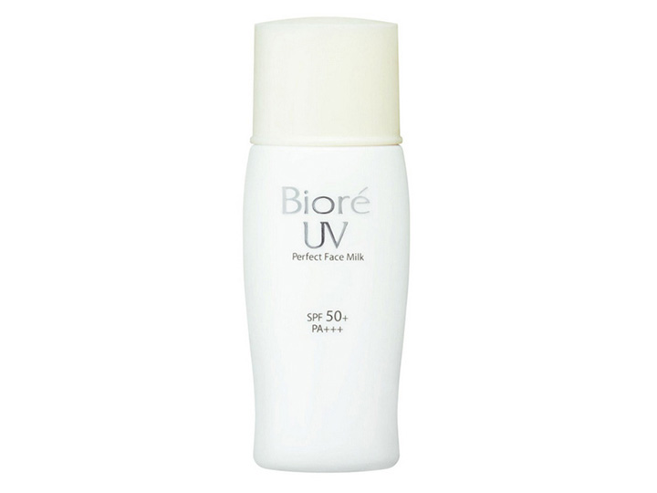 Review kem chống nắng Biore UV Perfect Face Milk